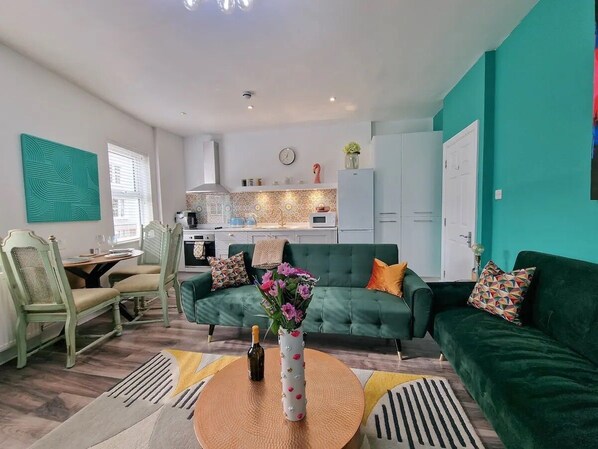Apartment, City View | Living area | Flat-screen TV - Eclectic 1BD in the Heart of Cheltenham (Cheltenham)