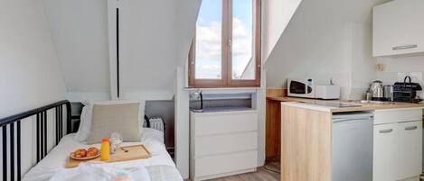 WiFi、ベッドシーツ