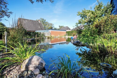 'Holzhaus Grimm' with private terrace and Wi-Fi