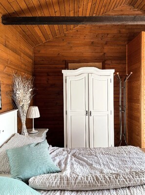 2 chambres, fer et planche Ă repasser, Wi-Fi gratuit, draps fournis