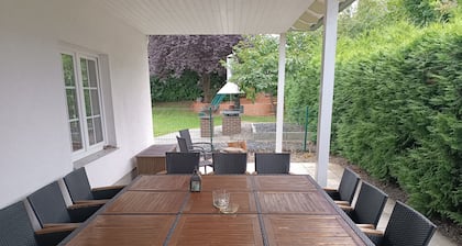 Ferienhaus 'Ferienhaus Urlaubstraum' mit privater Terrasse, privatem Garten und Wi-Fi
