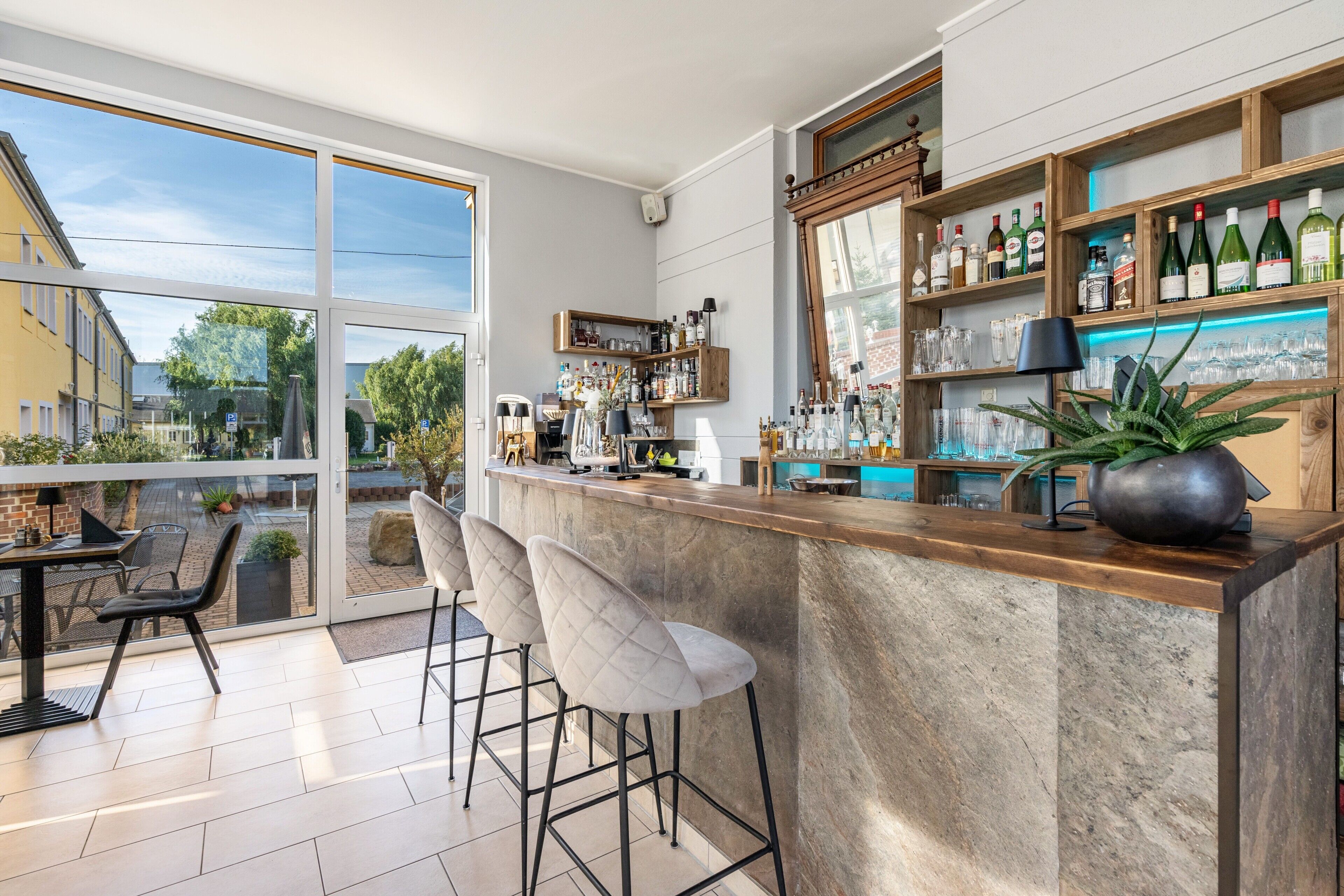 Bar (in der Unterkunft)