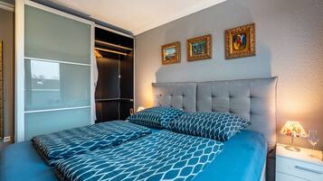 1 Schlafzimmer, BĂŒgeleisen/BĂŒgelbrett, kostenloses WLAN, BettwĂ€sche