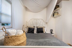 1 soverom, wi-fi (inkludert) og sengetøy