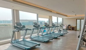 Fitness facility - Inviting 2BR Apartment - Only 10 Mins to Downtown - Sobha Creek Vista Reserve (Dubai)