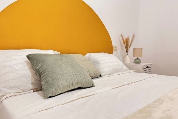 1 bedroom, free WiFi, bed sheets