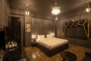 ハネムーン スタジオスイート | デスク、WiFi (無料)