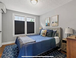 3 bedrooms, desk, iron/ironing board, WiFi - 1200 sf Apt -3 BR-Amazing Beds-Walk to EKU & Downtown Venues - 5 minutes to I-75 (Richmond)