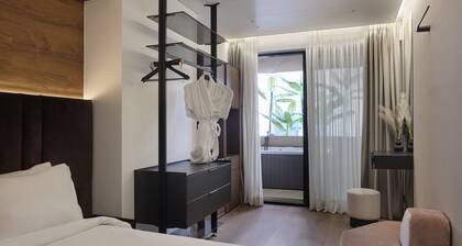 Blanco Athens Aparthotel