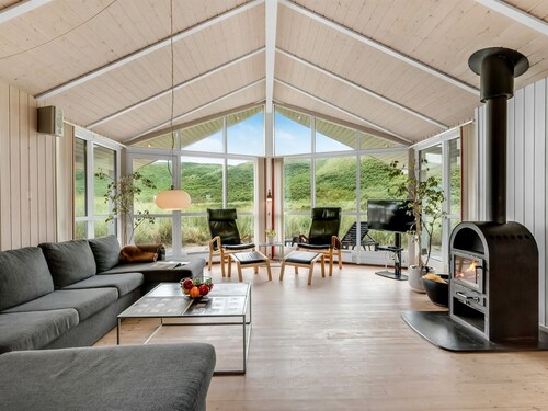 "Nermin" - 100m from the sea by Interhome