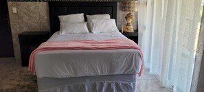 6 bedrooms, iron/ironing board, free WiFi, bed sheets