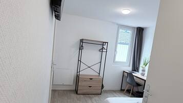 Chambre Affaires Double ou avec lits jumeaux | Chambres insonorisées, draps fournis