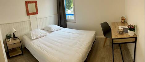 Habitació doble o amb dos llits individuals empresarial | Habitacions insonoritzades i roba de llit