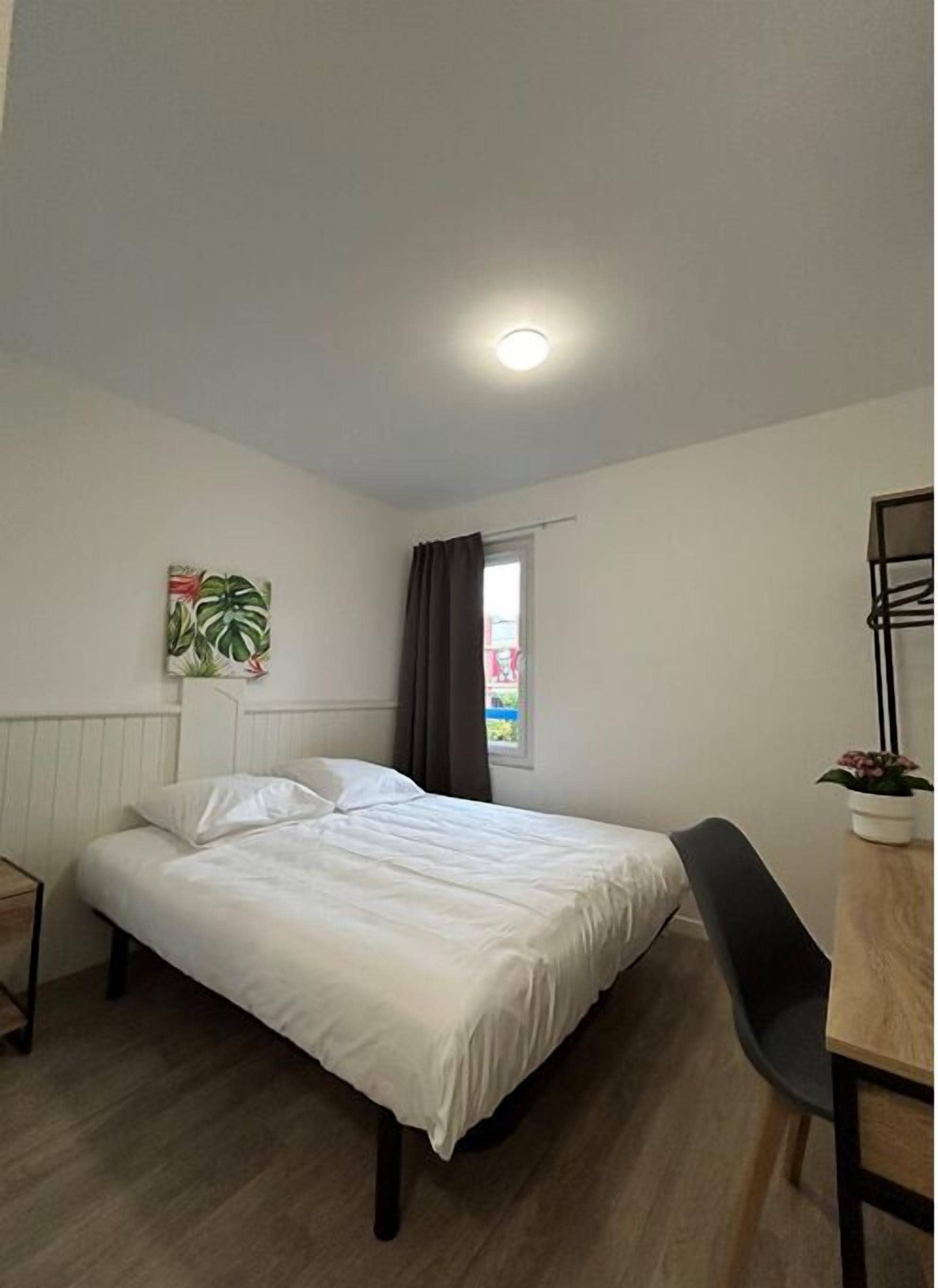 Business kamer, 1 twee- of 2 eenpersoonsbedden | Geluiddichte muren, beddengoed