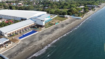 Beach/ocean view
