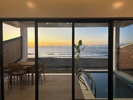 Presidential Room, Balcony, Sea View | In-room safe, desk, laptop workspace, soundproofing