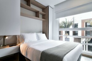 1 makuuhuone, työpöytä, silitysrauta/-lauta, Wi-Fi