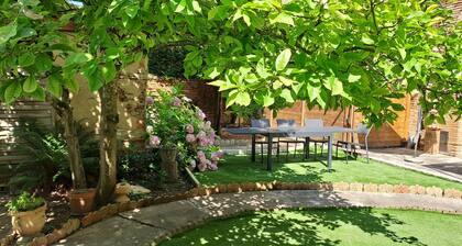 Charmant Gite aux beaux volumes, jardin privé, idéal en familles