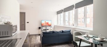 Modern & Bright 1 Bed Apartment in Preston Centre