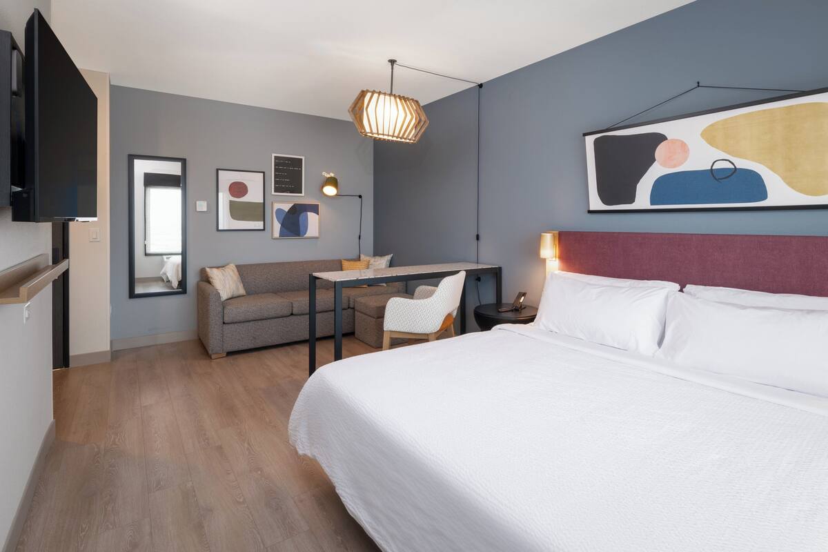 Studio Suite, 1 King Bed