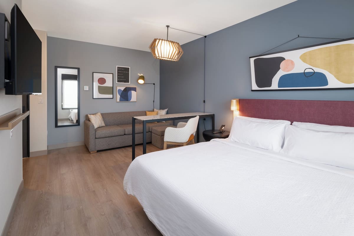 Studio Suite, 1 King Bed