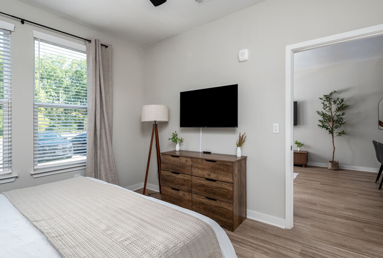 3 عدّة غرف نوم ومكتب ومكواة/لوح كي وواي فاي