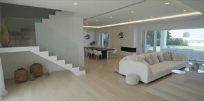 Interior - Villa Cala Contessa - Tuscany Beachfront Villa with a Pool (Giannella)