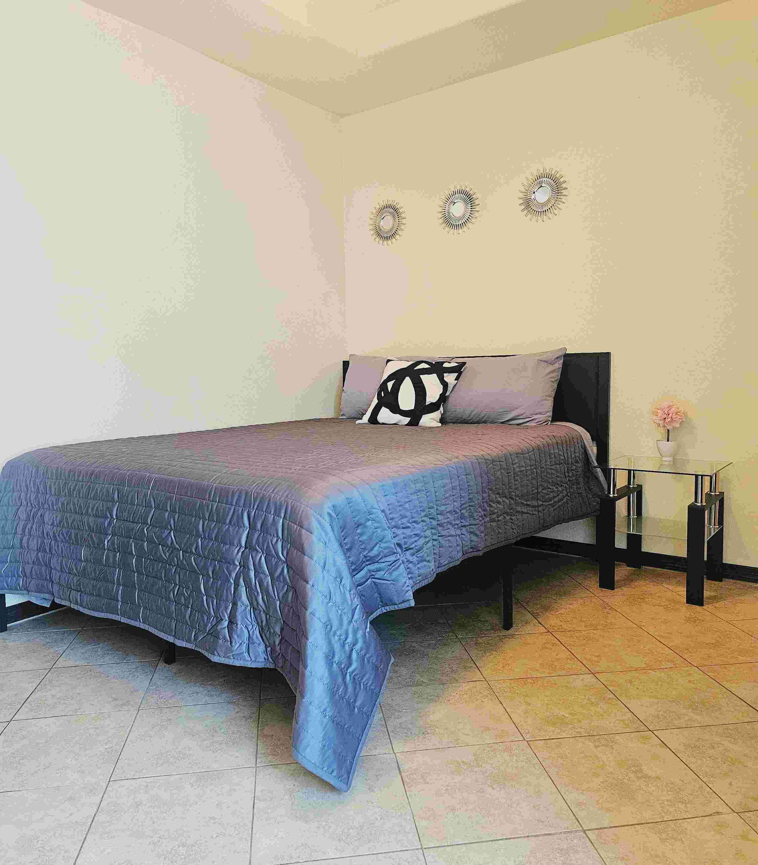 Apartamento | 3 dormitorios, escritorio, Internet