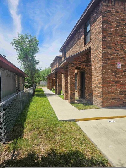 Apartment Near University