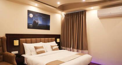 XCELSIOR HOTEL AND SPA