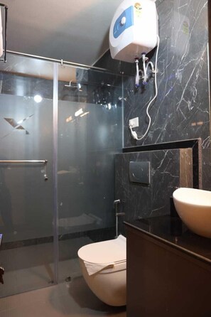 Free toiletries, bathrobes, slippers, towels - XCELSIOR HOTEL AND SPA  (Shillong)