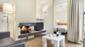 3 bedrooms, iron/ironing board, free WiFi