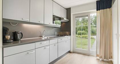 Semi-detached 6-person bungalow