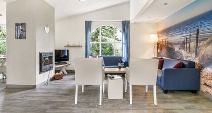 Luxury bungalow for 8 persons