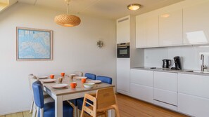 Fridge, microwave, dishwasher, coffee/tea maker