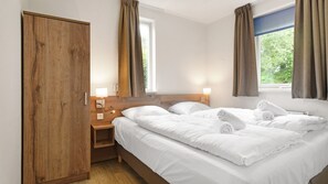 2 Schlafzimmer, Bügeleisen/Bügelbrett, kostenloses WLAN