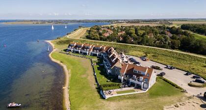 Detached 4-person bungalow