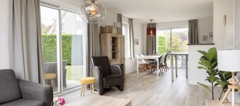 Detached 8-person bungalow