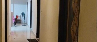 เการาจ ธาม