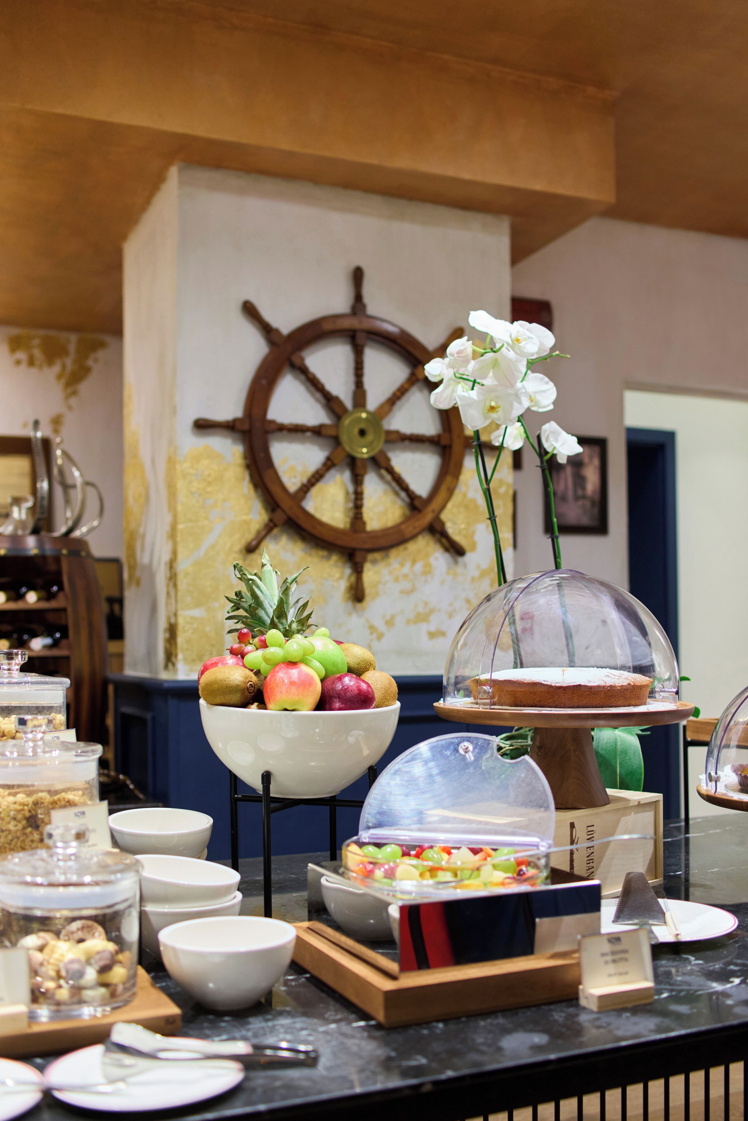 Colazione a buffet a pagamento, servita tutte le mattine 