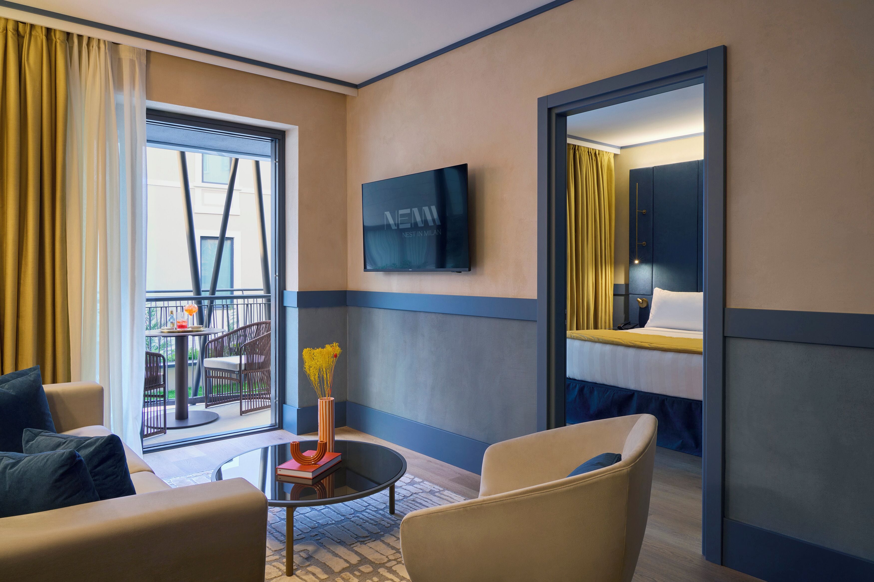 Suite, Garden Area | Living area | Smart speakers