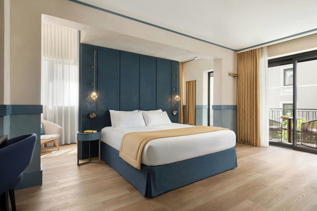 Suite, 1 King Bed with Sofa bed, Terrace | Premium bedding, down comforters, memory foam beds, minibar