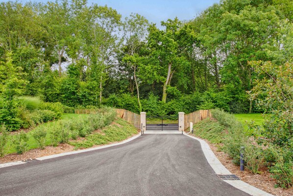 Imagen sin descripción, 1 de 33, botón