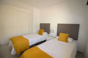 3 間睡房、熨斗/熨衫板、Wi-Fi、床單