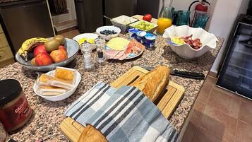Breakfast meal
