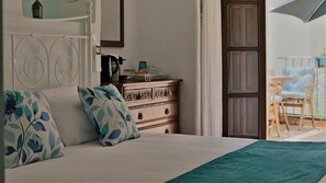 Comfort Double Room, Pool View | In-room safe, free WiFi - Casa del Patio PdV (El Pinar)