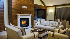 Deluxe Suite, Mountain View | Desk, laptop workspace, free WiFi - Ovit Hotel (Ikizdere)