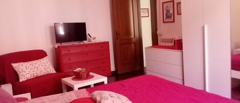 2 soverom, strykejern/-brett, wi-fi og sengetøy