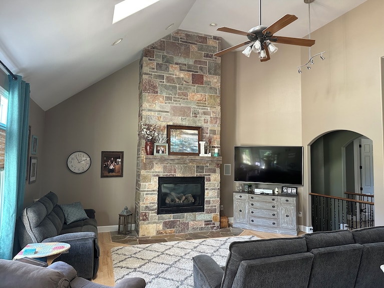 4 Bedroom House 7 Min.to Erin Hills Sand Valley Golf Course Holy Hill Whistling - Hartford, WI