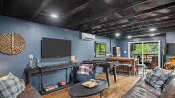 Smart TV y futbolito